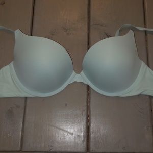 🦄 BUNDLE 🦄 PINK Victoria's Secret bra